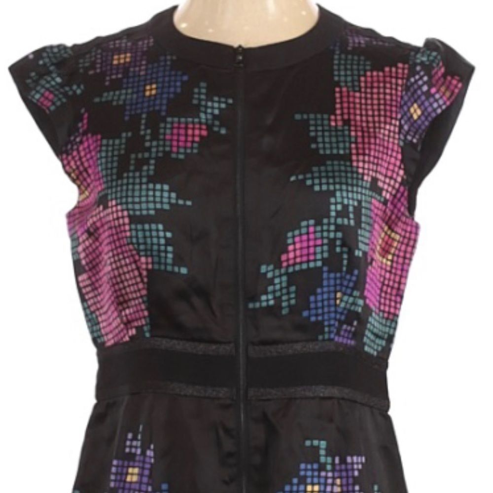 Nanette Lepore Silk Blend Dress - Picture 2 of 8